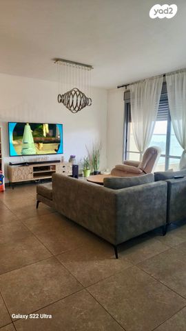 דירה, סחלב, גלי כרמל, טירת כרמל