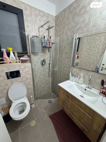 דירת גן, הרב אבא אבוחצירה, שדרות בפארק, שדרות