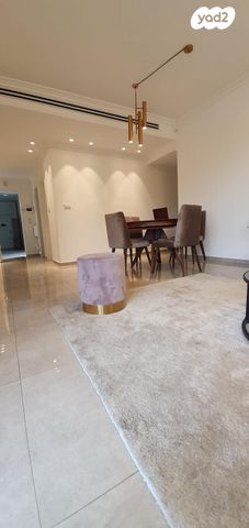 דירה, העצמאות 88, קרית גיורא, אור יהודה