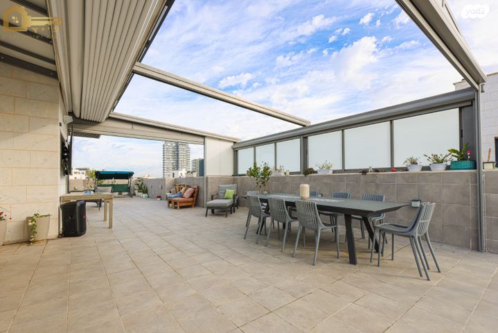 גג/ פנטהאוז, הרצליה