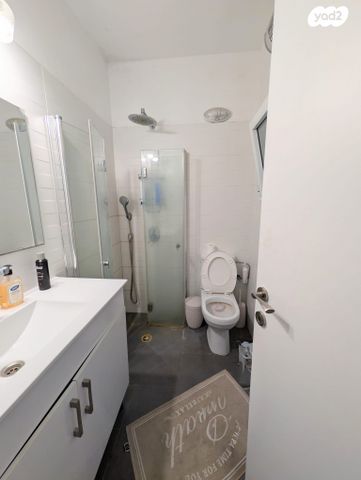 דירה, הירדן, נגבה, רמת גן