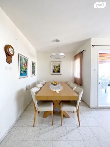 דירה, נפתלי בן אפרים, היובל, שרונה, רחובות