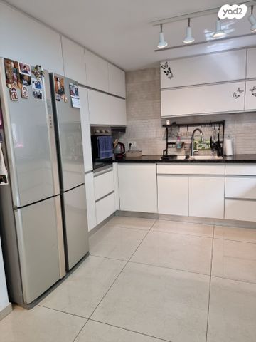 דירת גן, שמורת נחל בשור, אגמים, נתניה