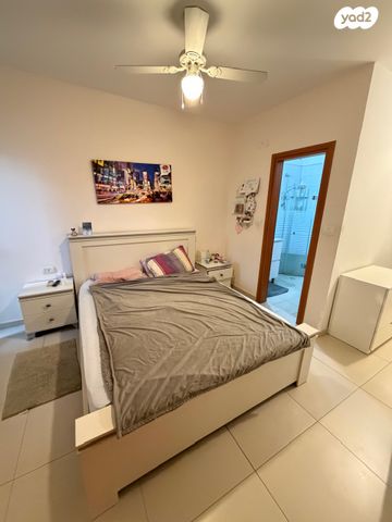 דירה, הזוהר, מחנה יהודה, פתח תקווה