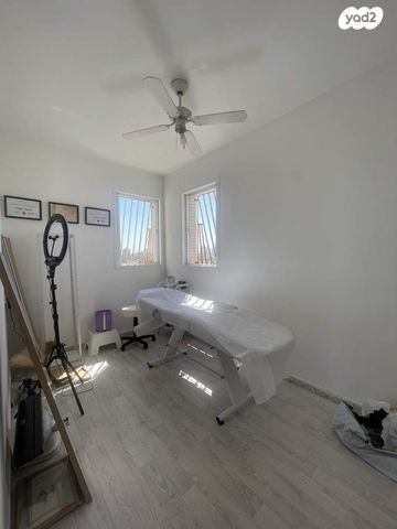 דירה, המעפילים, תל גיבורים, חולון