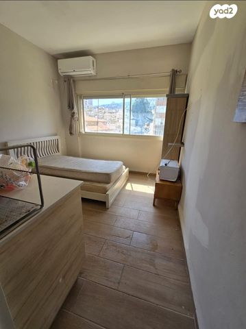 דירה, שדרות המגינים, שער פלמר, תחנת רכבת השמונה, חיפה