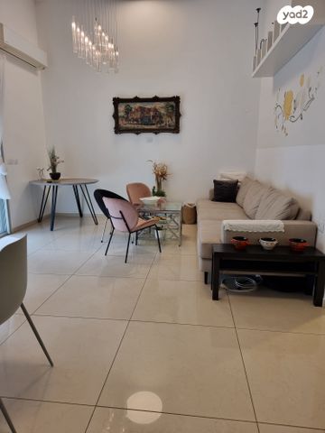 דירת גן, שמורת נחל בשור, אגמים, נתניה