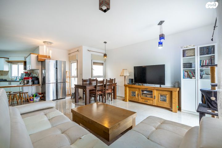 דירה, תרנ"א, מרכז העיר, חדרה