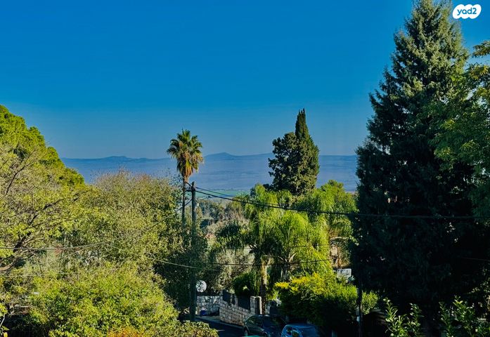 בית פרטי/ קוטג', ראש פינה