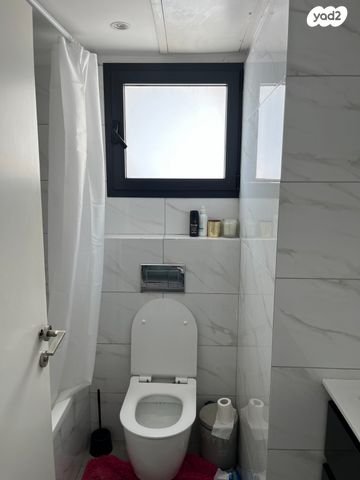 דירה, רמב"ם 13, הגבול רוטשילד, בת ים