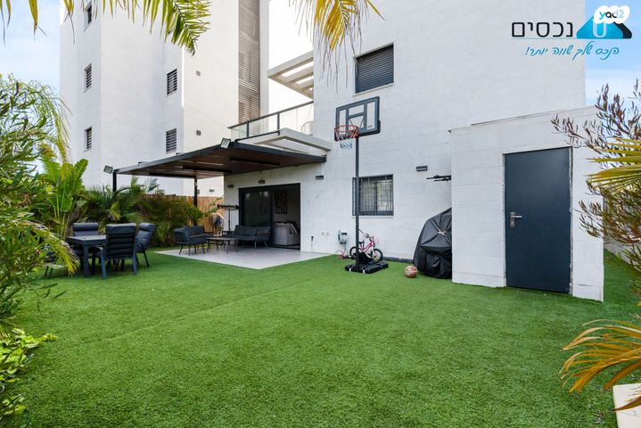 דירת גן, גולדה מאיר, מורשת, מודיעין מכבים רעות