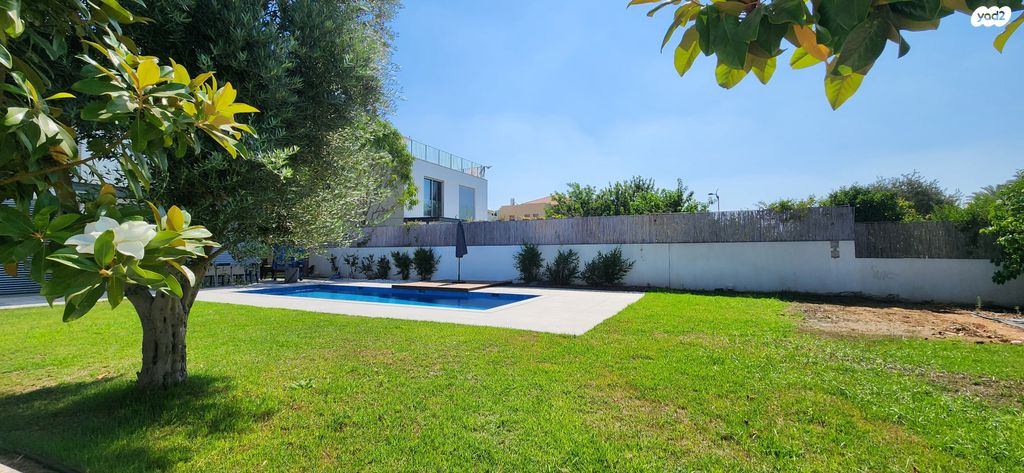 דו משפחתי, דרך יצחק רבין 2, גדרה הצעירה, גדרה