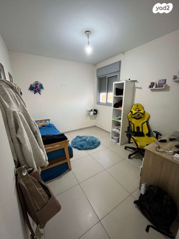 דירה, קידה, נתיבות