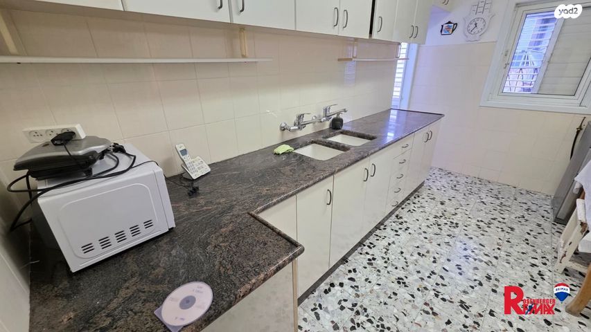 דירה, וייצמן 43, עמידר, בת ים