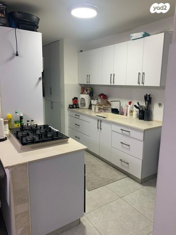 דירה, ארבע עונות 3, גני אביב, לוד