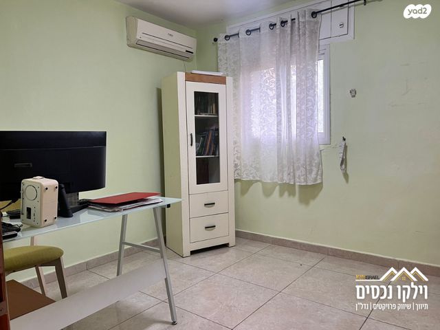 דירה, הדרור, נאות בן גוריון, יבנה