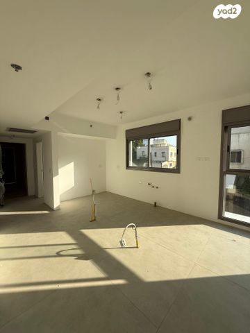 דירה, הקרן הקיימת, מרכז, הרצליה