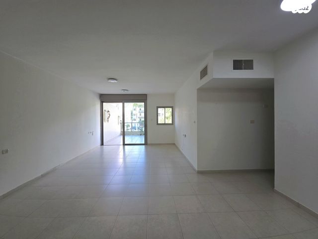 דירה, גולומב, נווה דוד רמז, רעננה