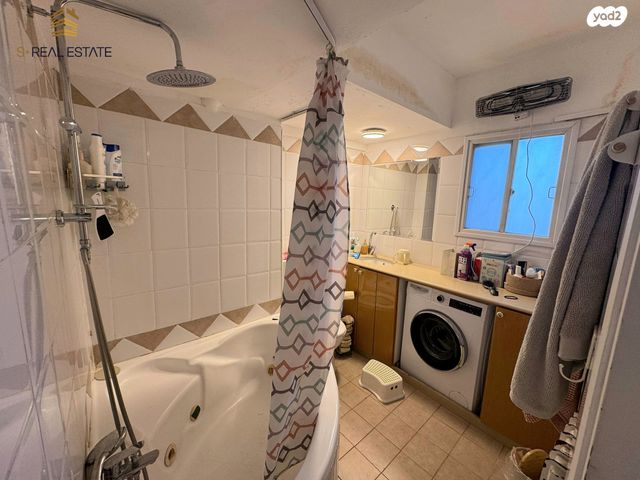 דירה, מעגלי יבנה, קטמונים, ירושלים