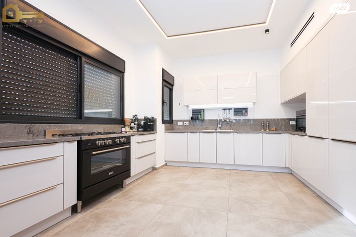 גג/ פנטהאוז, הרצליה