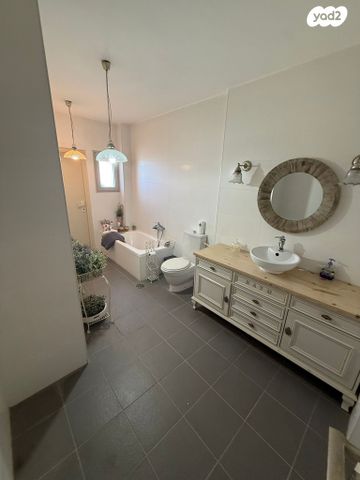 גג/ פנטהאוז, אשקלון