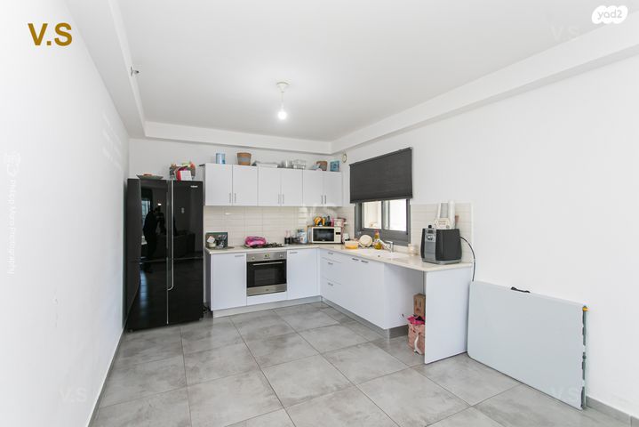 דירה, הגל, החותרים, טירת כרמל