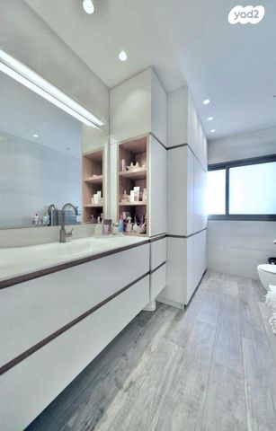 גג/ פנטהאוז, שולמית אלוני, נחלת יהודה, ראשון לציון