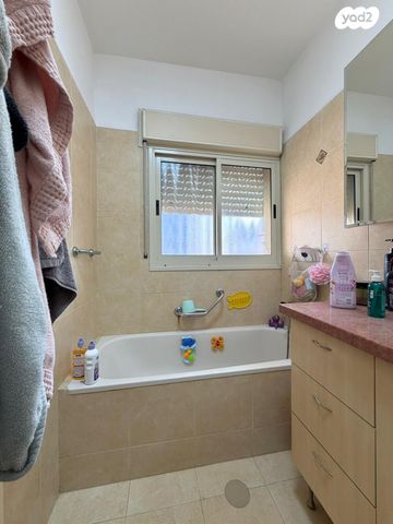 דירה, רנ"ס 33, מוצקין הותיקה, קרית מוצקין