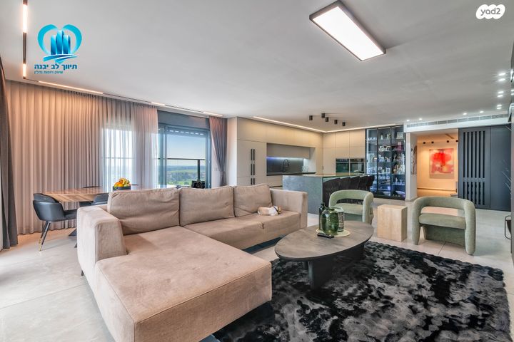 גג/ פנטהאוז, הנמל, נאות רבין, יבנה