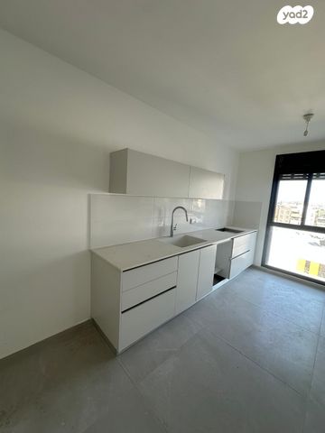 דירה, אשכולות, עמק הכרמל, נשר