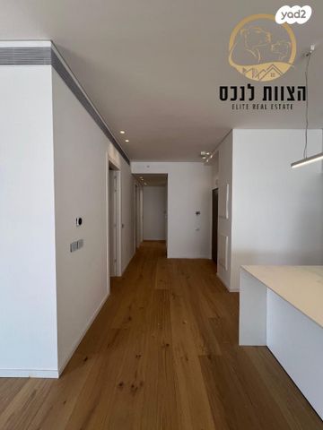 גג/ פנטהאוז, בת ים