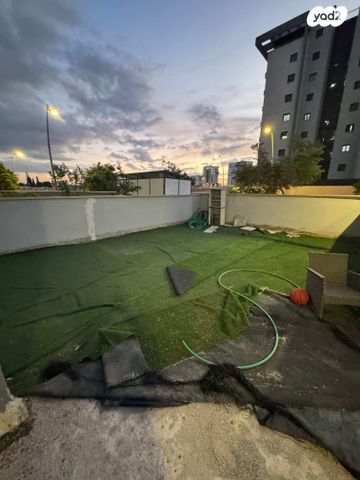 דירת גן, הרב אבא אבוחצירה, שדרות בפארק, שדרות