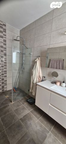 דירה, קרית ויצמן, רעננה