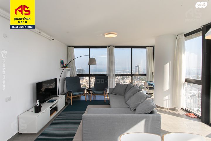 דירה, אחד העם, חיפה