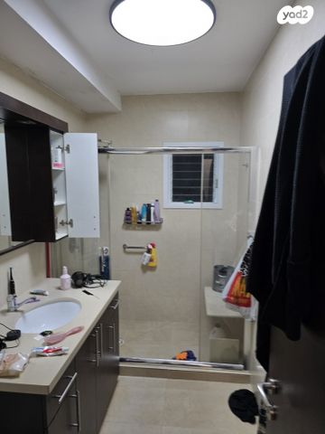 דירה, חולון