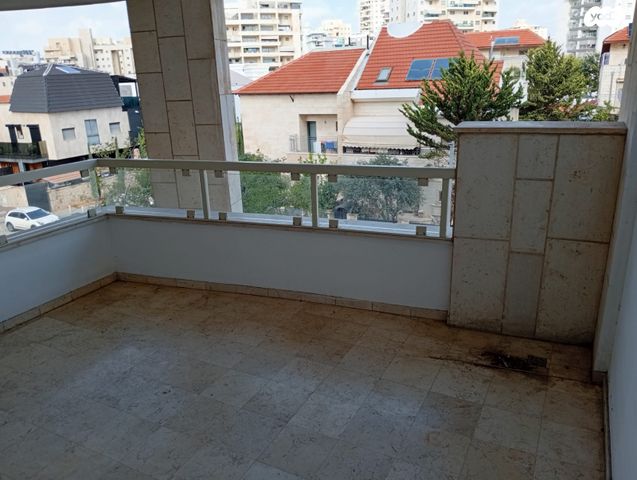 דירה, מוטה גור, קרית אילון, חולון