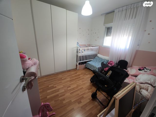 דירה, יונה צבי פיינשטיין, מישור הנוף, ראשון לציון