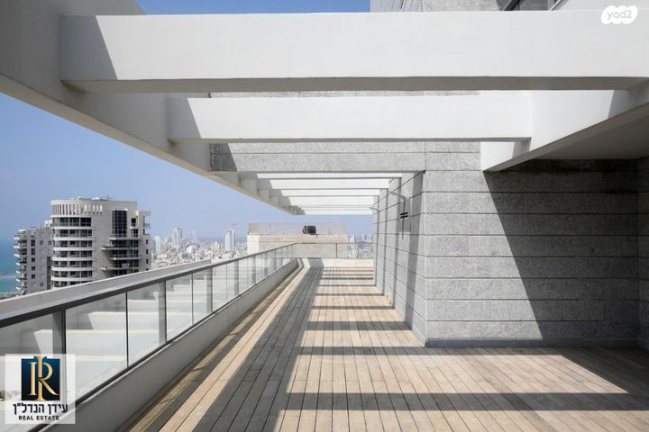 גג/ פנטהאוז, נוף הטיילת, נתניה