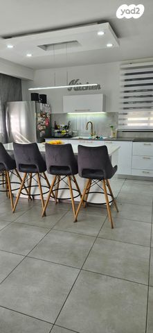 דירה, רכסים