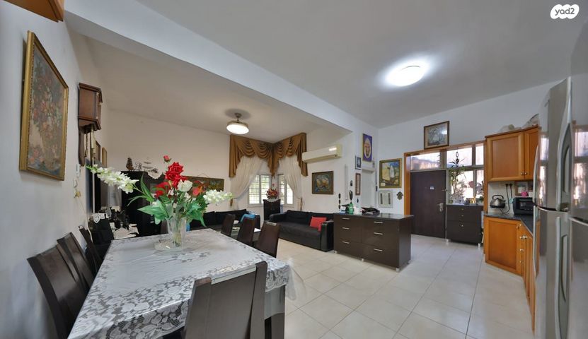 דירת גן, הדר מרכז, חיפה