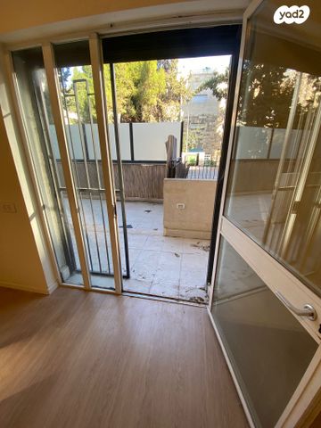 דירה, שערי חסד, נחלאות, שערי חסד, ירושלים