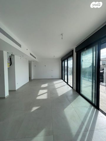 הרב יצחק ידידיה פרנקל 