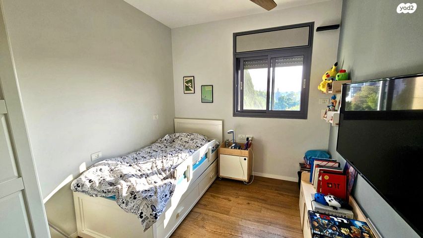 דירה, אלון, רמת השרון