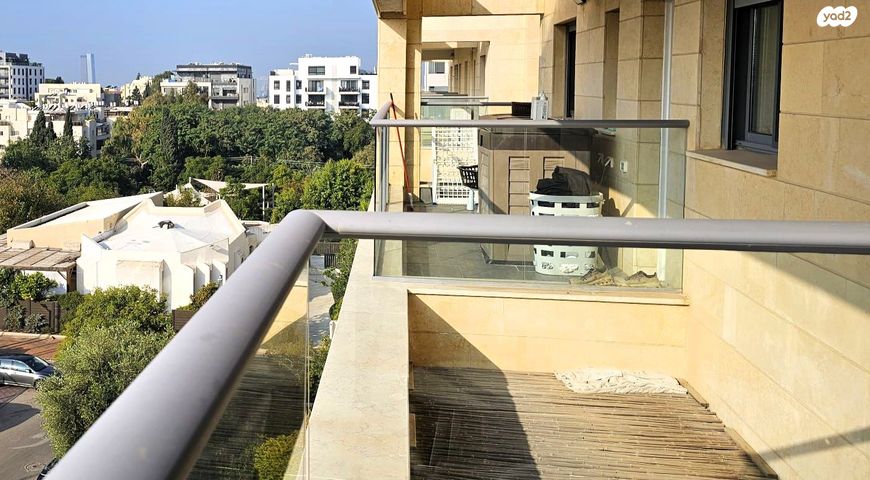 דירה, אלון, רמת השרון