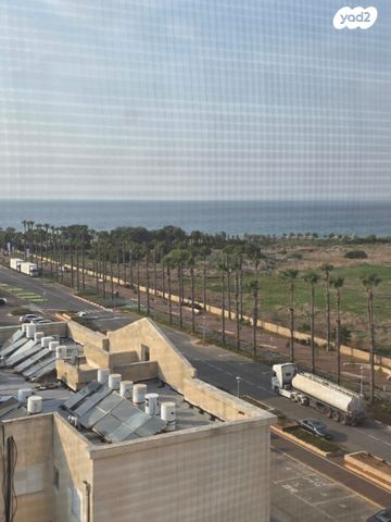 דירה, שדרות זלמן שז"ר, עין שרה, נהריה