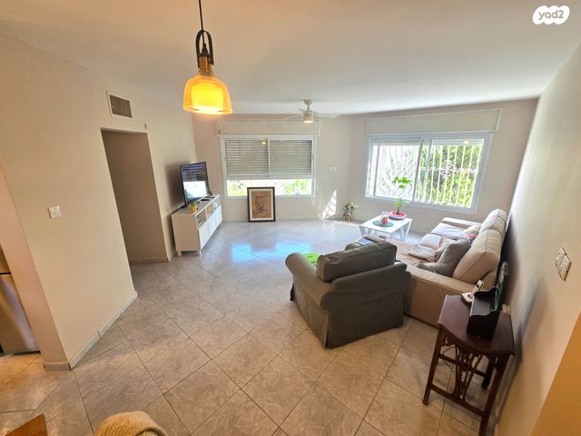 דירה, הדר המושבות הותיקה / אם המושבות הותיקה, פתח תקווה