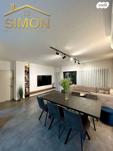 דירת גן, הרב מיימון 35, פרדס הגדוד, נתניה