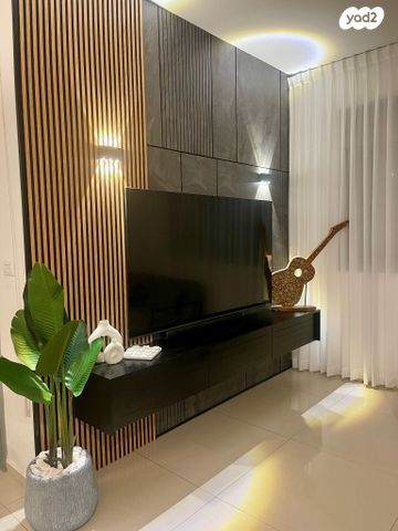 דירה, נווה זאב, נאות אילן, באר שבע