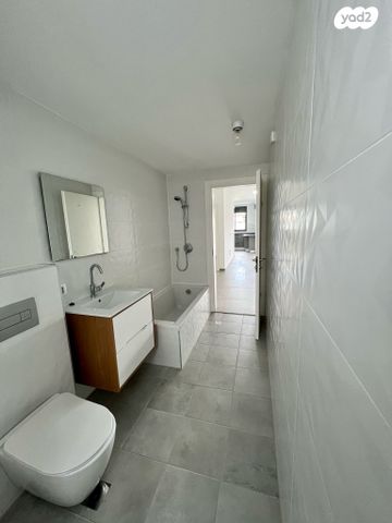 דירה, מרכז דרום, רעננה