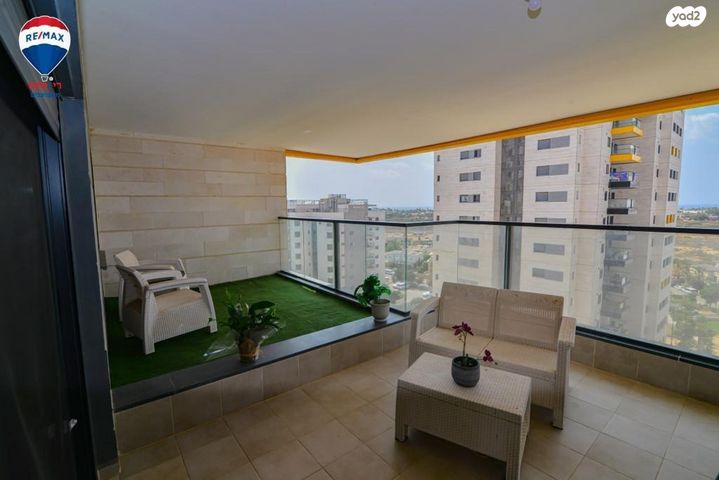 דירה, היובל, אור עקיבא